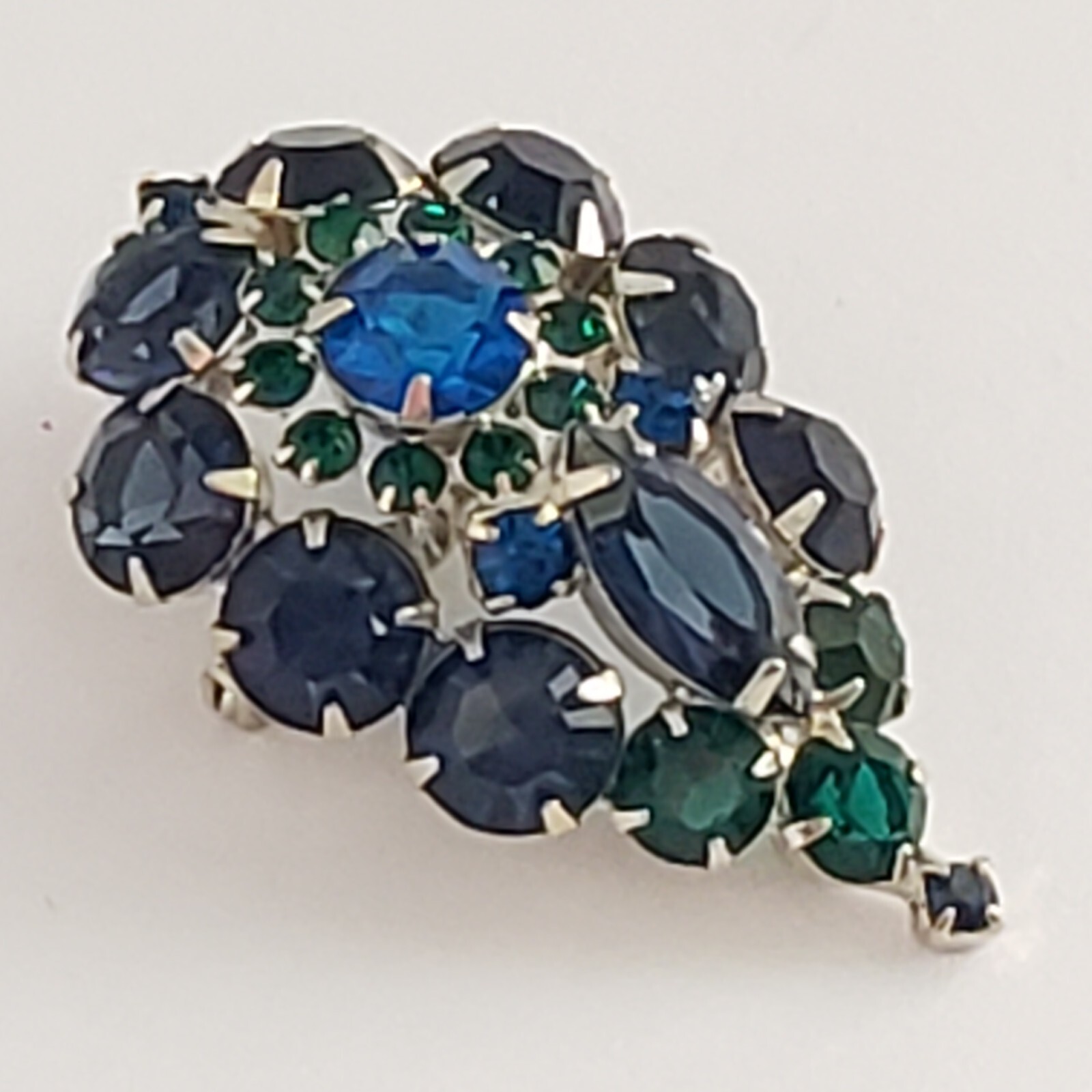 Womans Vintage Jewel Pin Brooch Blue Green Violet Rhinestone