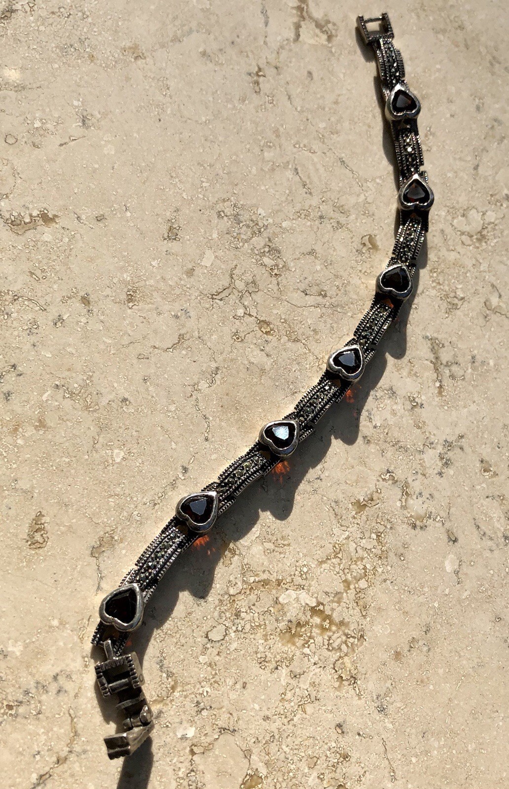 ❤️✨Genuine VINTAGE STERLING SILVER MARCASITE GARNET HEART ESTATE Tennis Bracelet