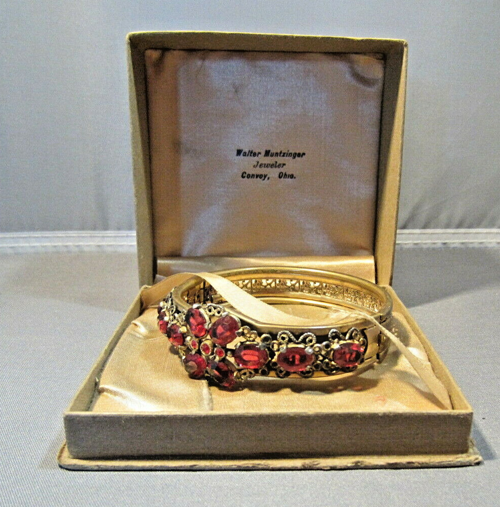 Vtg Gold Plated Filigree Bangle Bracelet w/ Red Stones & Original Box Small Size