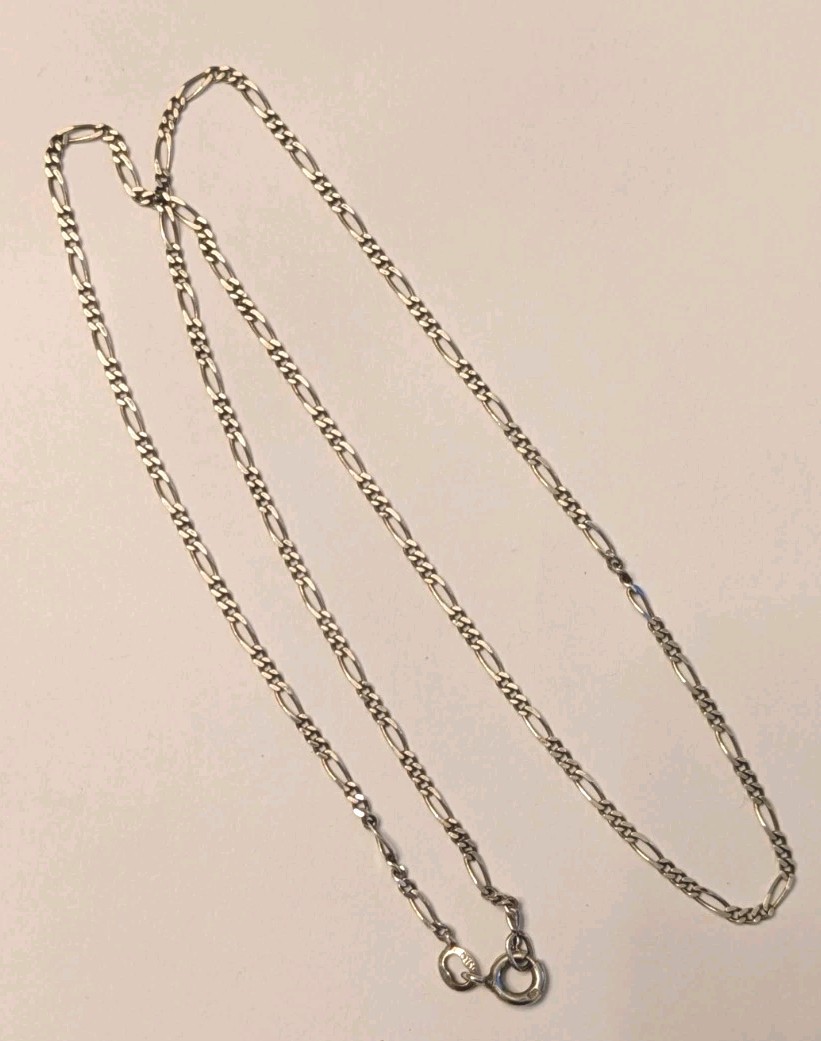 Sterling Silver 925 2mm Figaro Chain 18″ Necklace – 4g