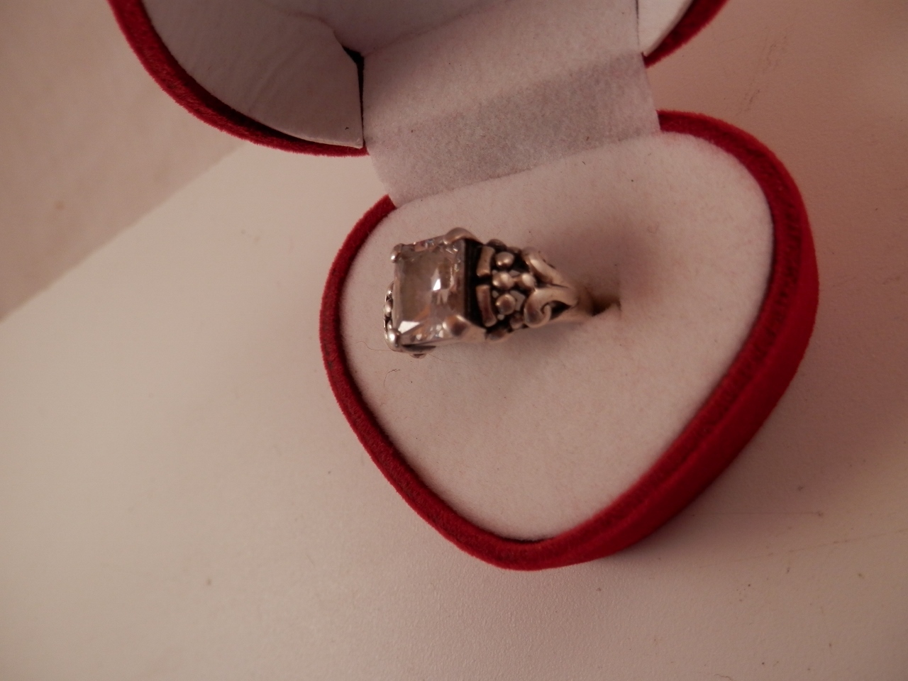 Vintage Clear Topaz Sterling Silver Ring size 6.5 Gorgeous
