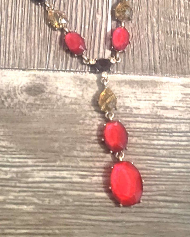 CAROLINA HERERA CH VTG TONE Gun Metal Gem Stone PENDANT NECKLACE Y BEAD Red Drop