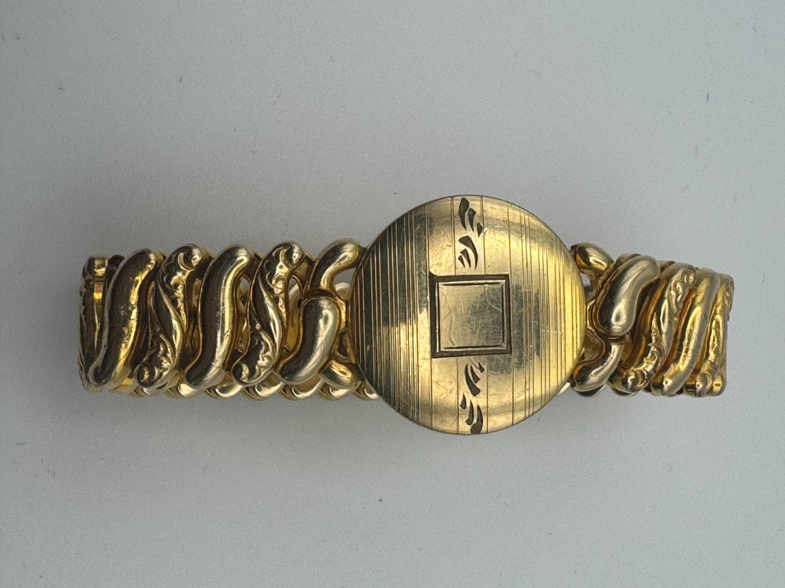 Vintage Sweetheart Bracelet Locket Set American Queen Expansion WWII SMALL BABY