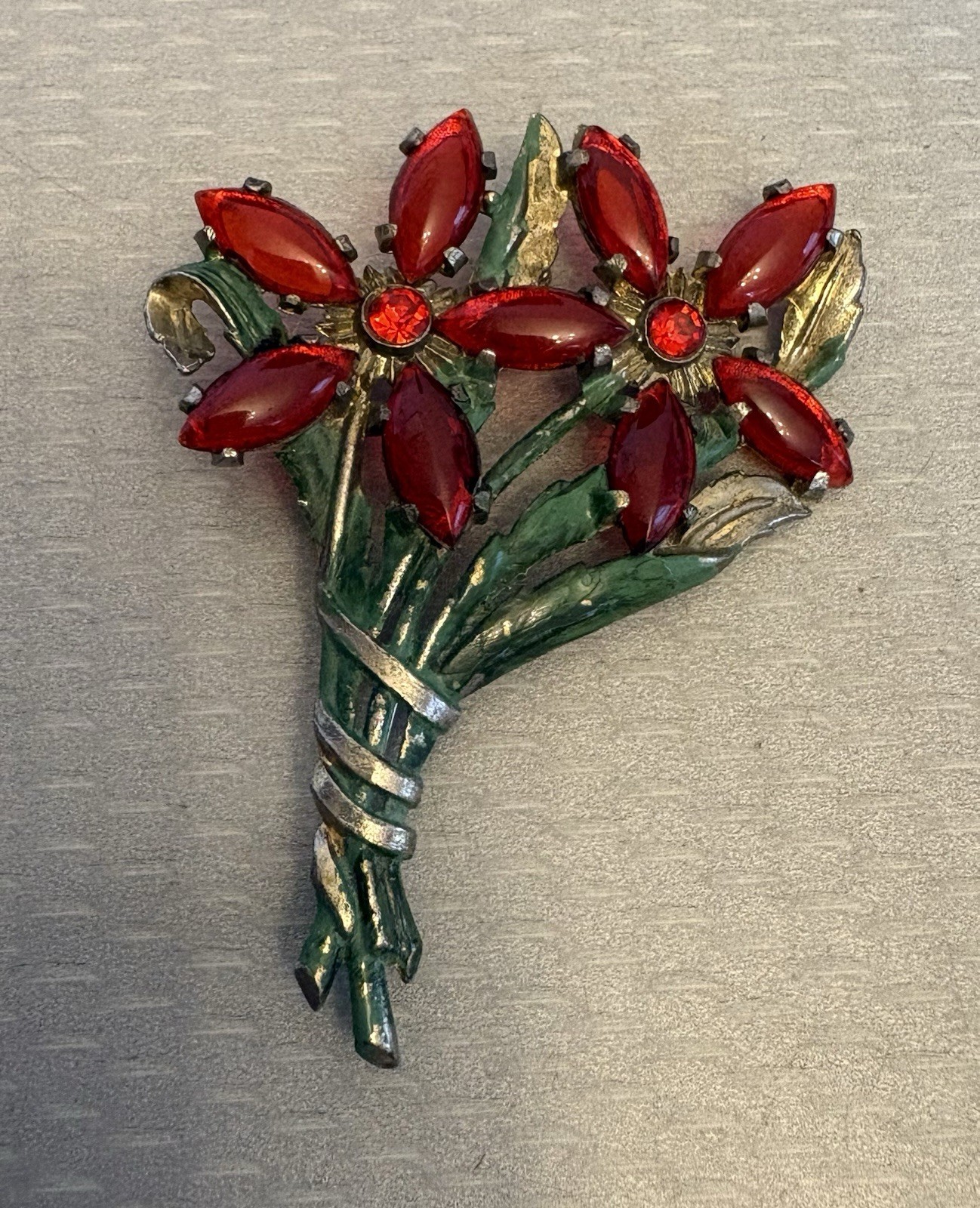 Vintage Enamel Flower Brooch Red Lucite Rhinestone Poinsettia Bouquet 3″ Xmas