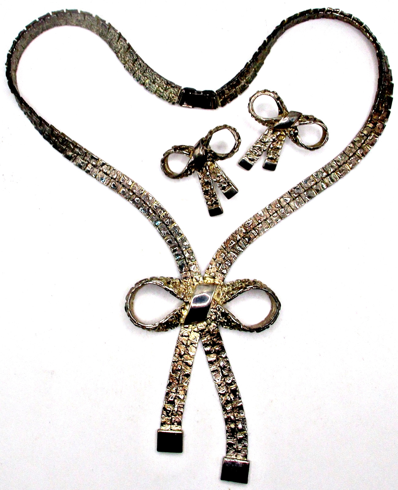 Vintage 1980’s Articulated Gold-tone Nugget Bow Ribbon Necklace and Earrings Set