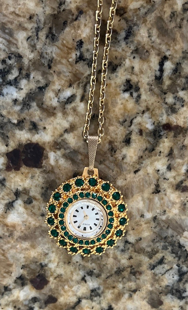 Vintage Honey Hand Wind Green Crystal Gold Tone Pendant Watch Chain Necklace
