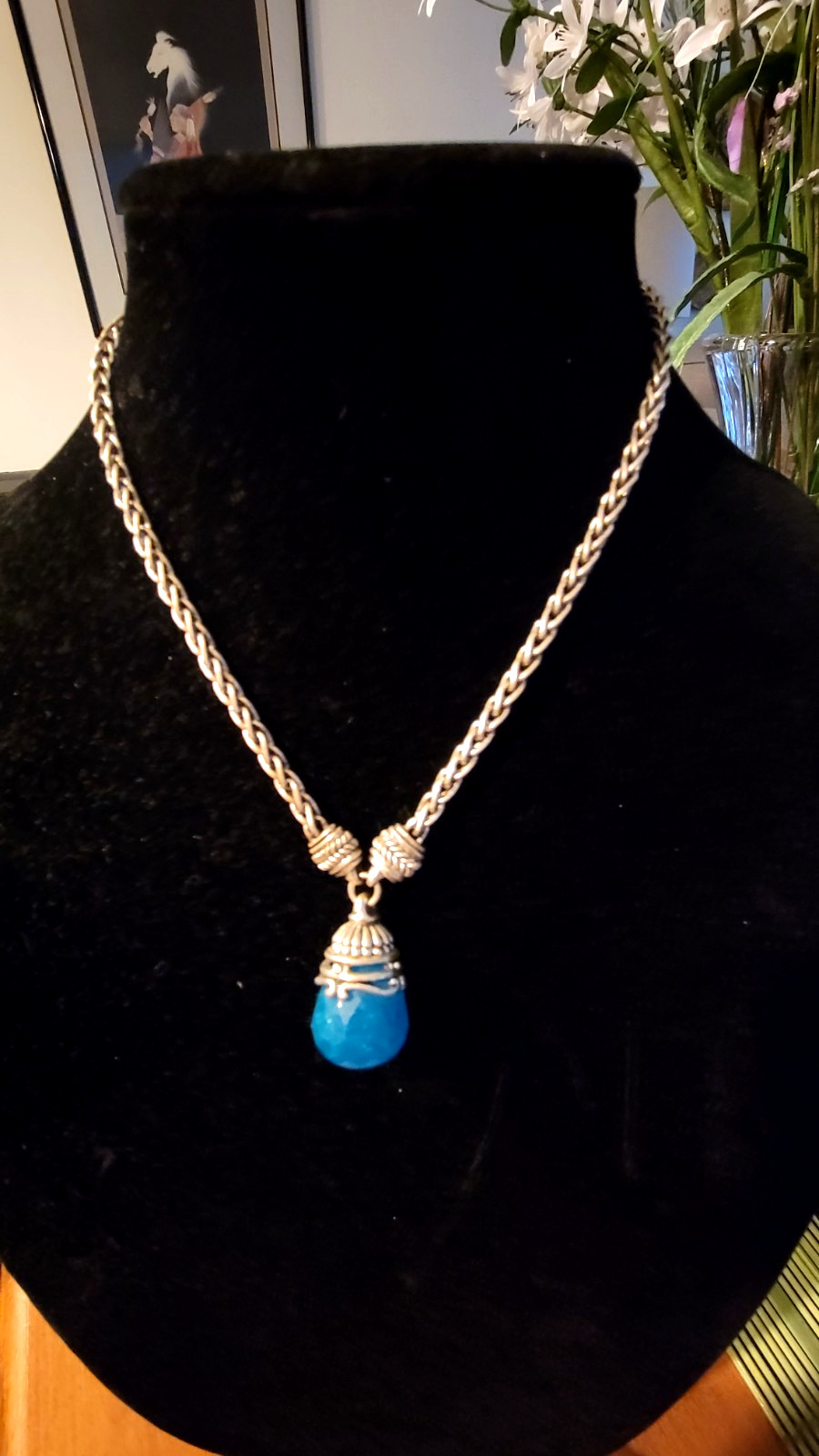 Jadeite stone pendant necklace stamped SH Avon antique silver tone cable chain