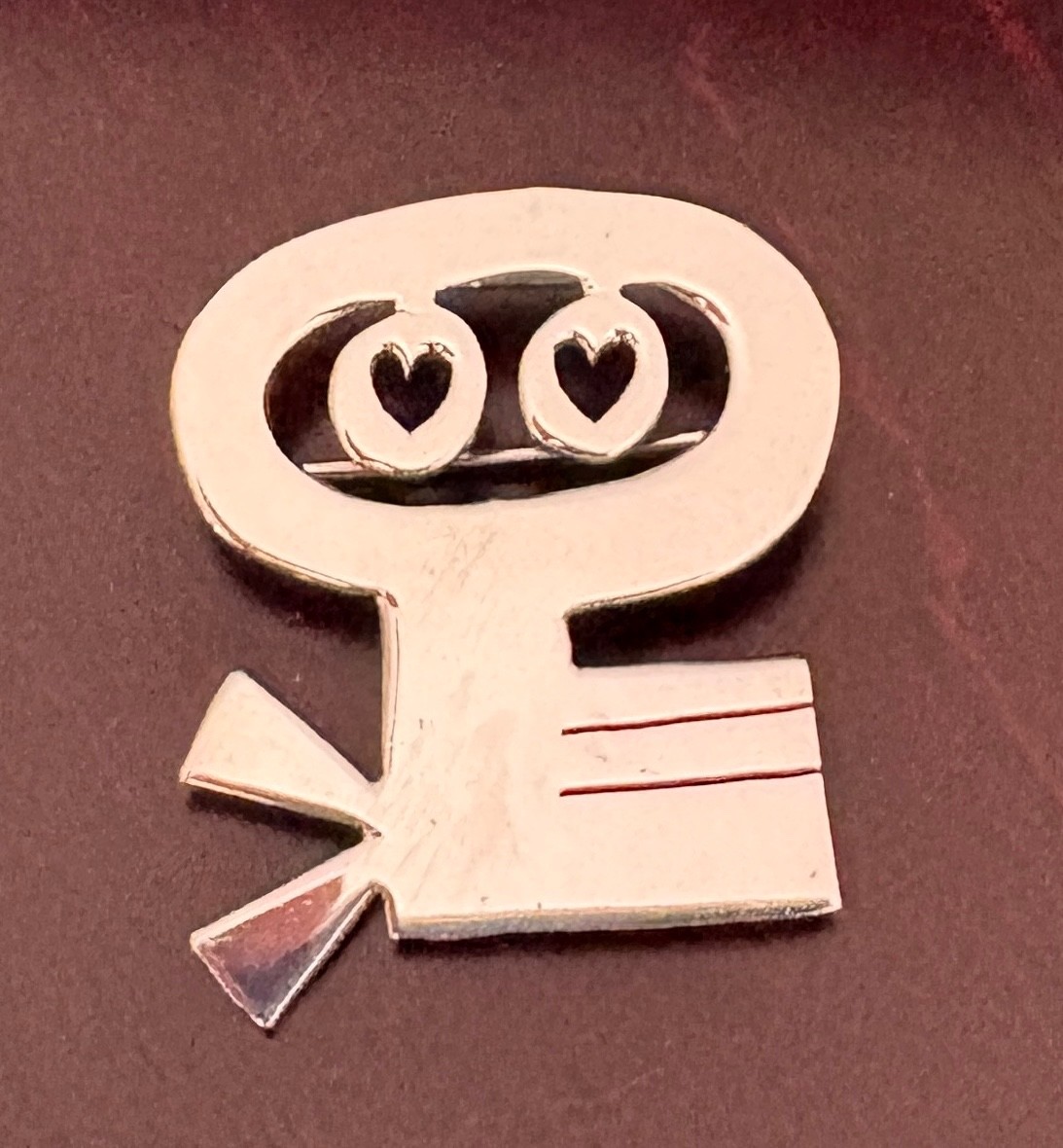 MIK Stousland Sterling Silver Sitting Person Figural Brooch/Pin #M246
