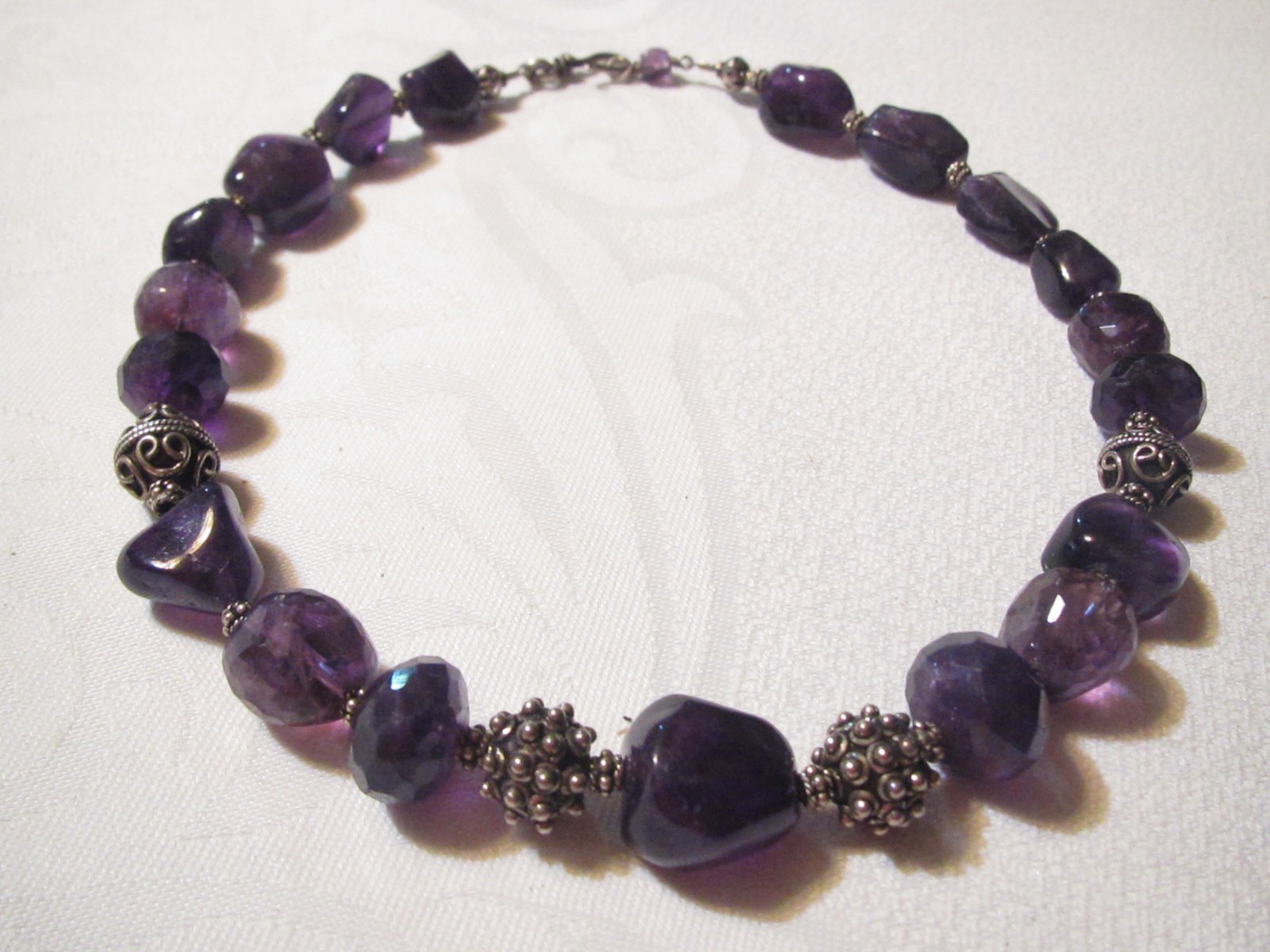 BEAUTIFUL 18″ VINTAGE ARTISAN STERLING SILVER CHUNKY AMETHYST BEAD NECKLACE