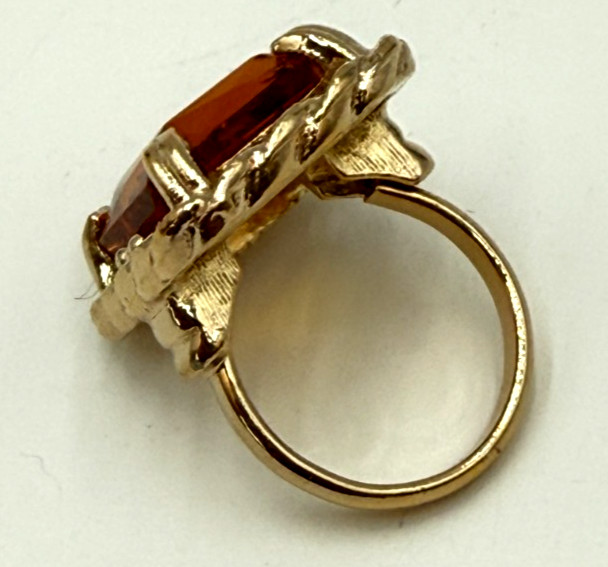 SARAH COVENTRY Ring Wild Honey Cocktail Amber Glass Gold Tone 1970 Size 6