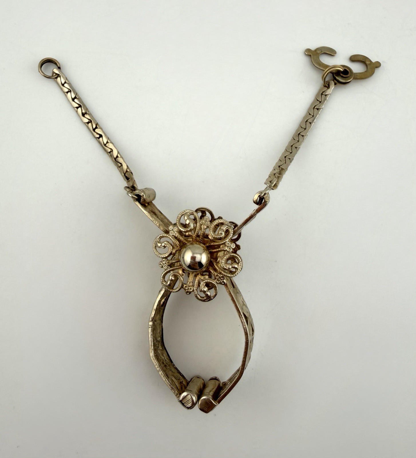 Flower Glove Scarf Clip Gold Tone Victorian Revival Purse Holder Vintage