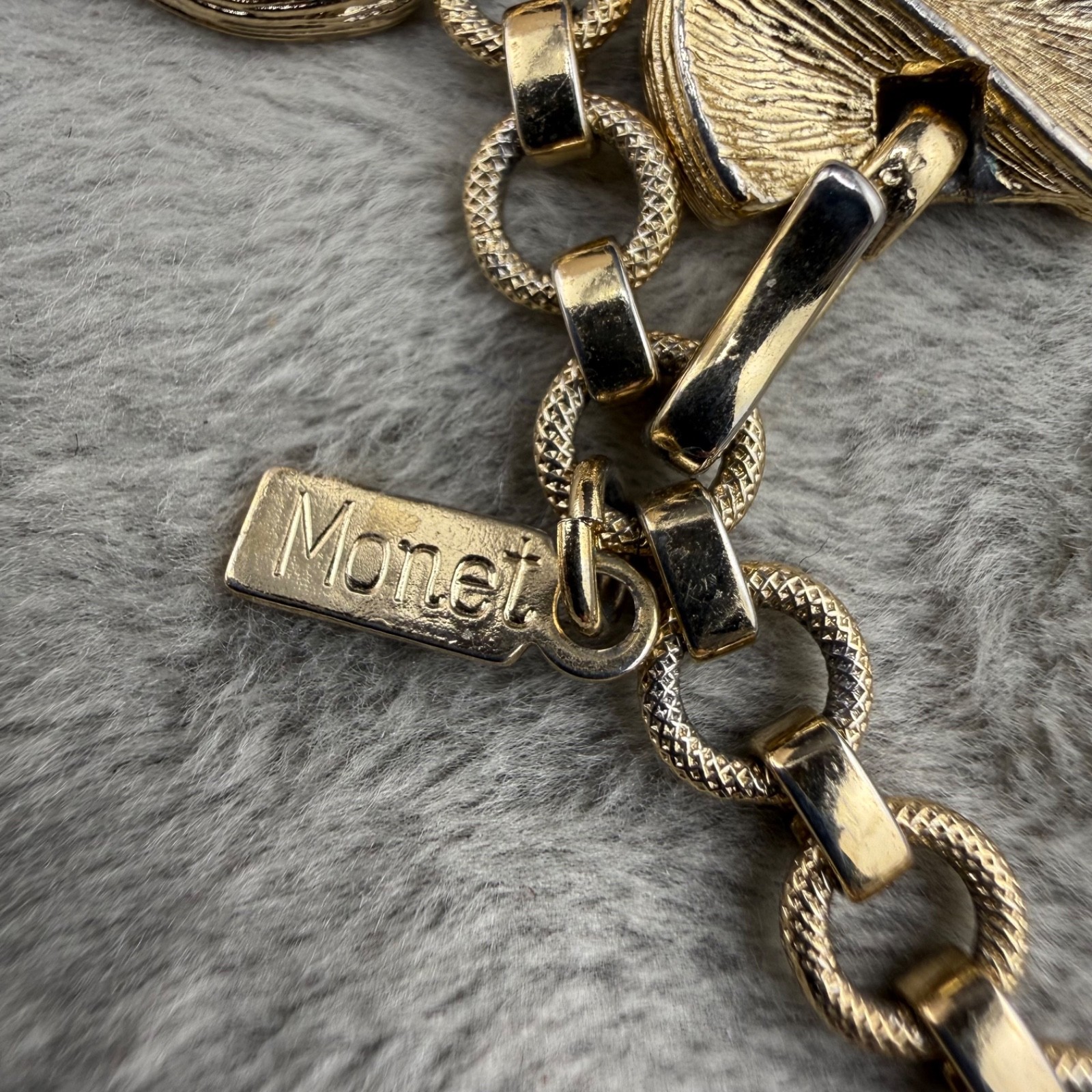 Vintage Monet Necklace Gold Tone Adjustable Signed 16”