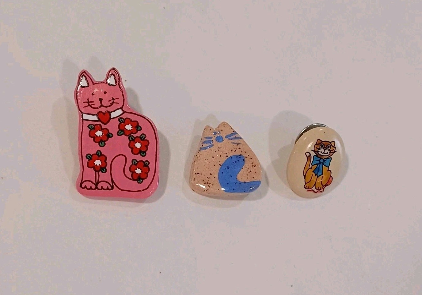 Vintage Miniature Hand Painted Cat Brooch And Pins Wood And Ceramic