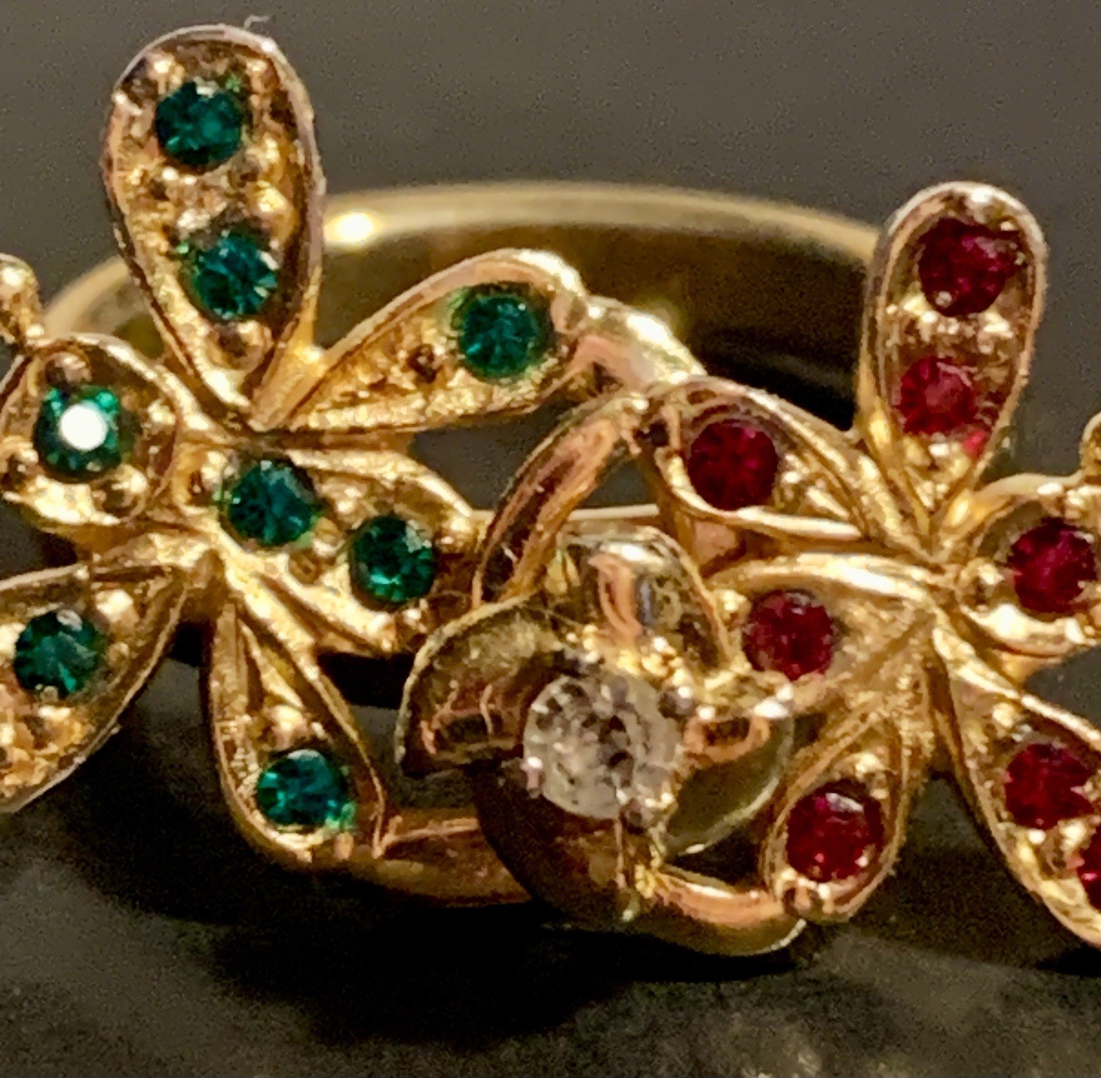Gold Tone Spinning Butterfly Ring Rhinestone Red Green Gemstones Vintage