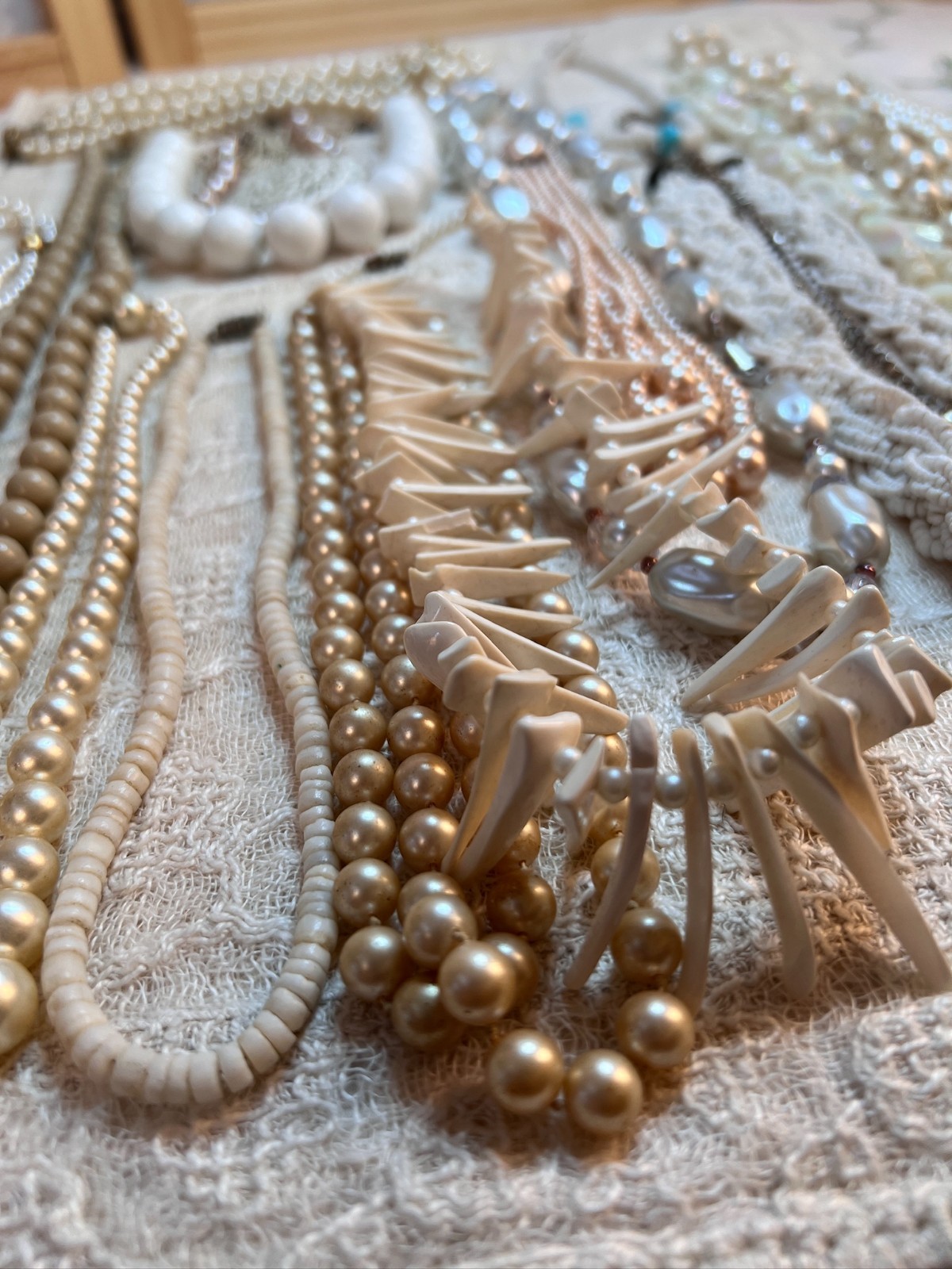 Vintage lot of White and off-white necklaces 20 pieces total gorgeous lot