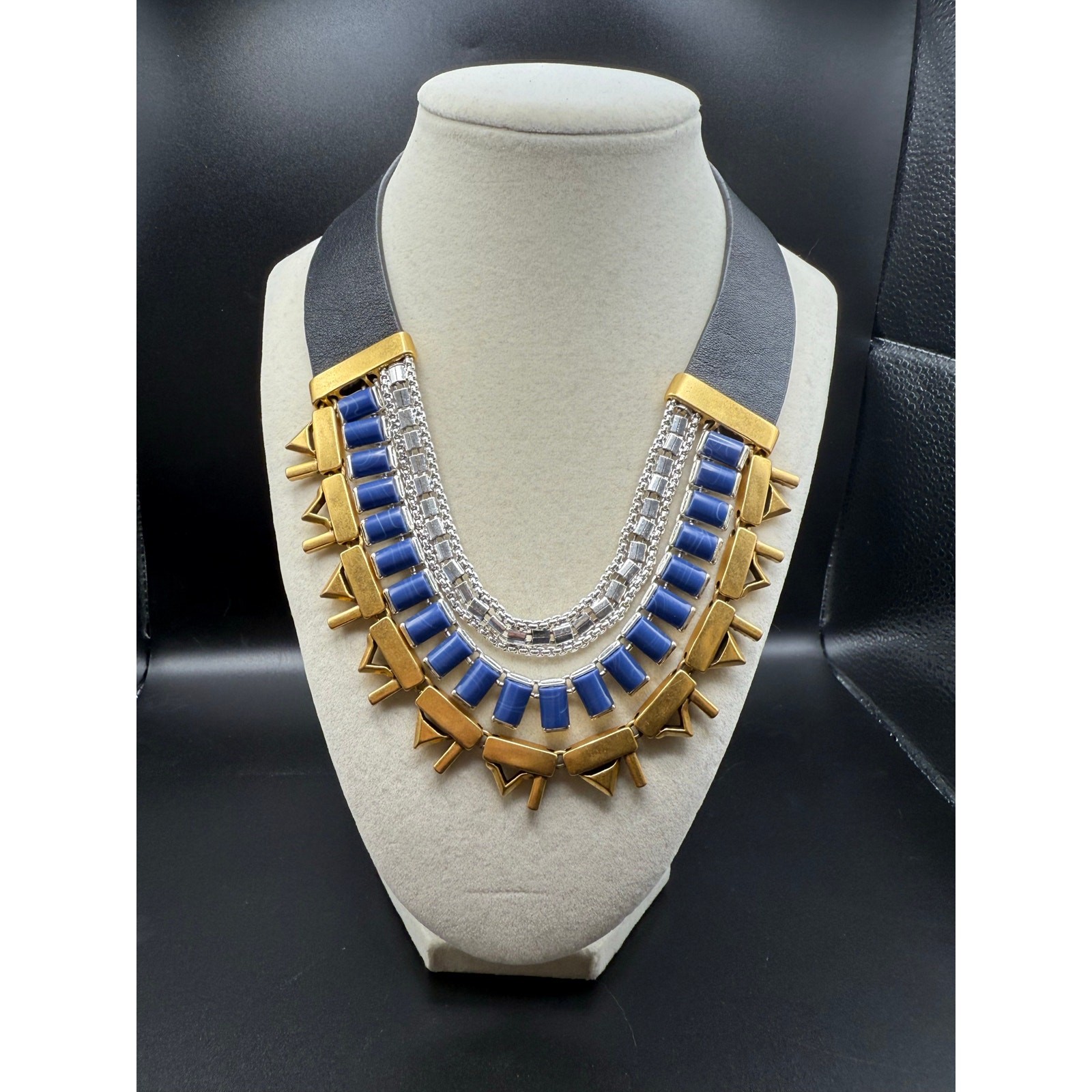 Stella and Dot Retired Natalie Reversible Statement Necklace