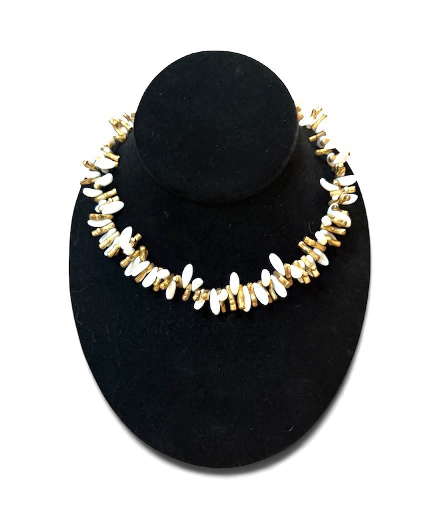 Miriam Haskell Signed c.1949 Frank Hess Choker Milk Glass Gilt Coral Rose Montée