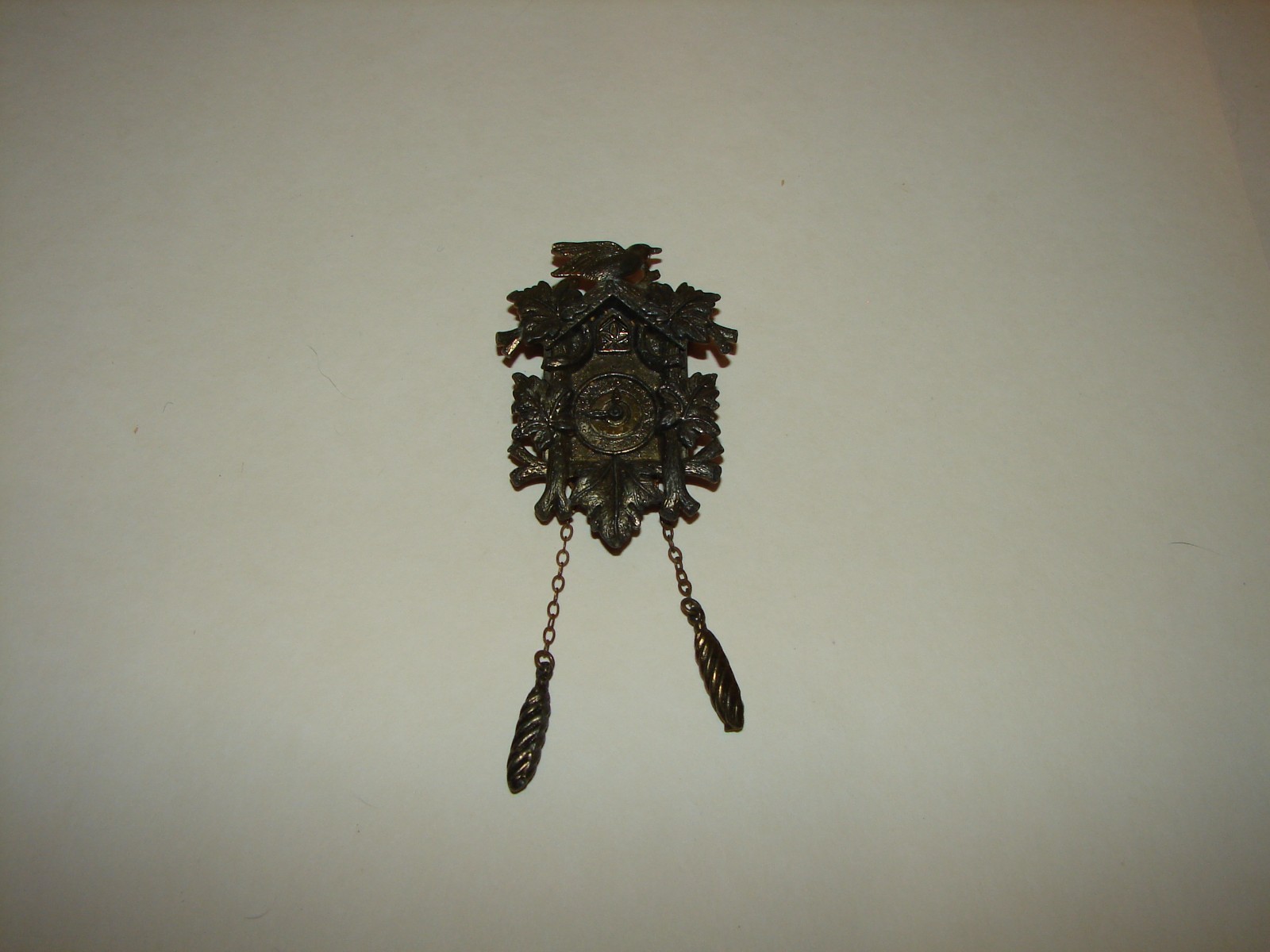 Vintage New England Glass Works Articulated Cuckoo Clock Brooch READ