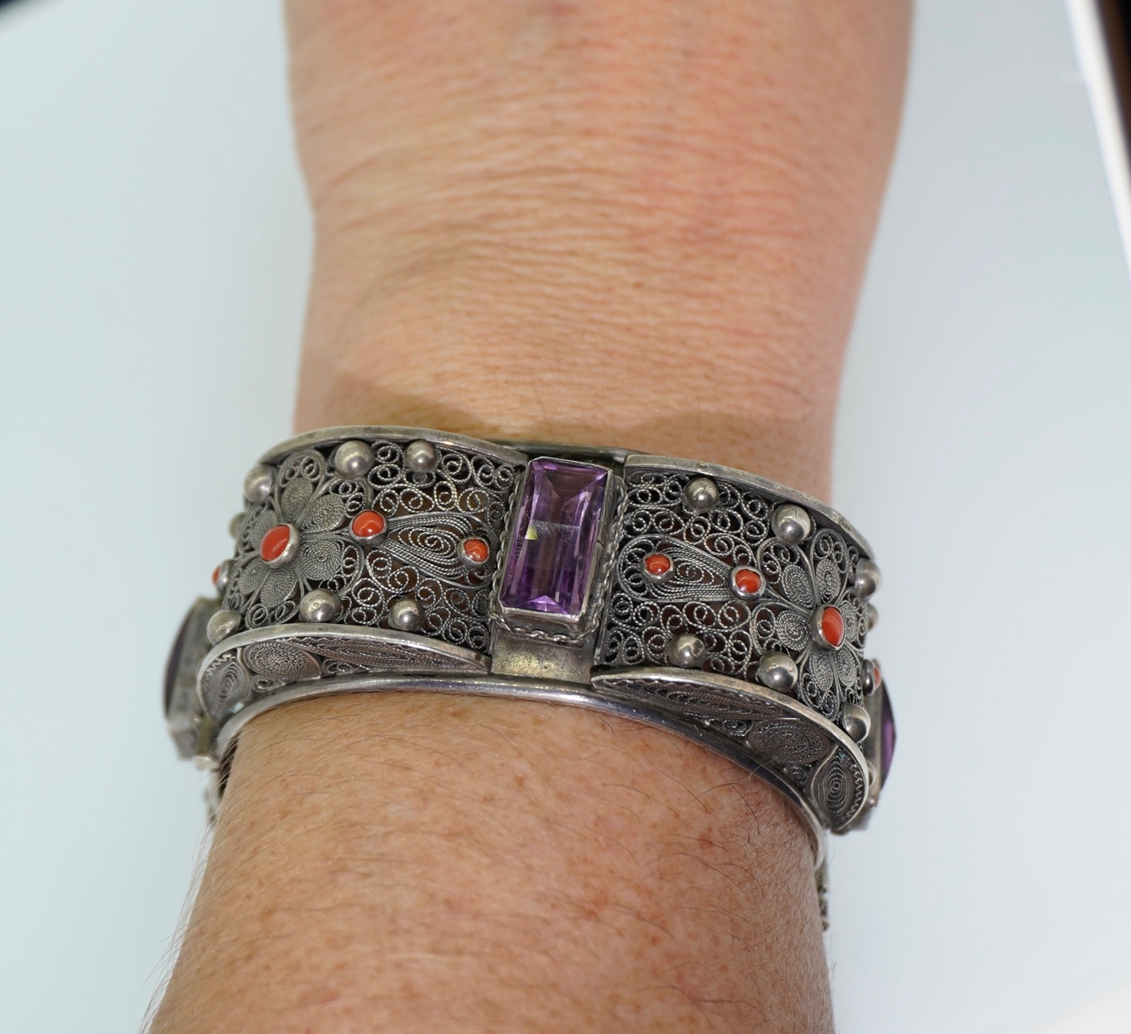 Vintage 800 Cannetille Coral & Amethyst Glass Bracelet