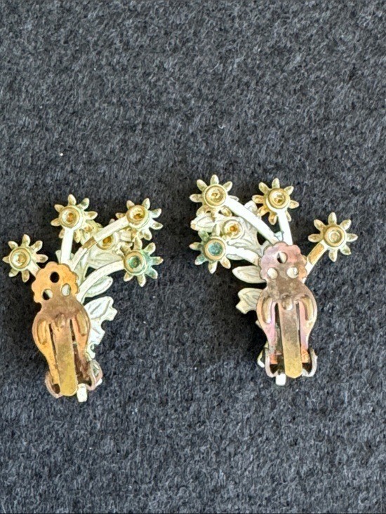 VTG 1962 Yellow Enamel Flower Bouquet Clip-on Earrings Yellow Green Rhinestone