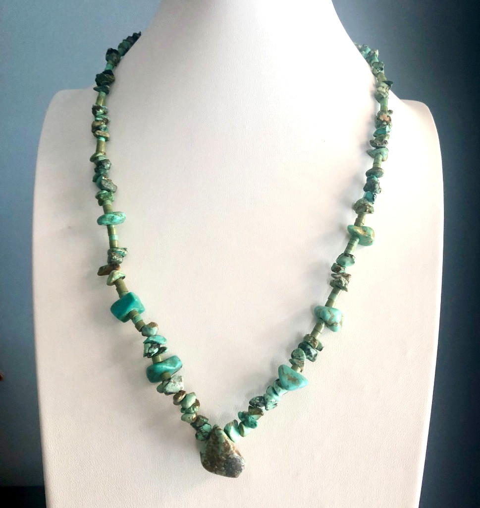 VTG South W Native TURQUOISE NECKLACE 22″ Nuggets Silver Cones Hook Clasp 70-80s