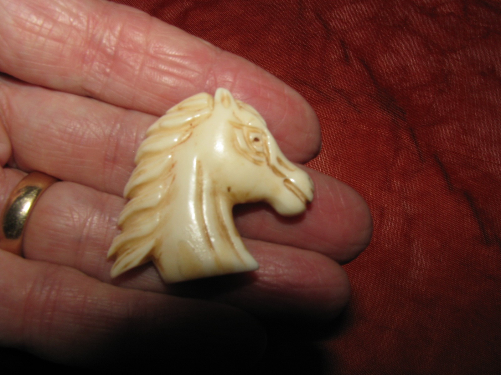 Ivory Colored Carved Horse Head Bead/Pendant 1-1/4″ L by 1-1/2″ Across