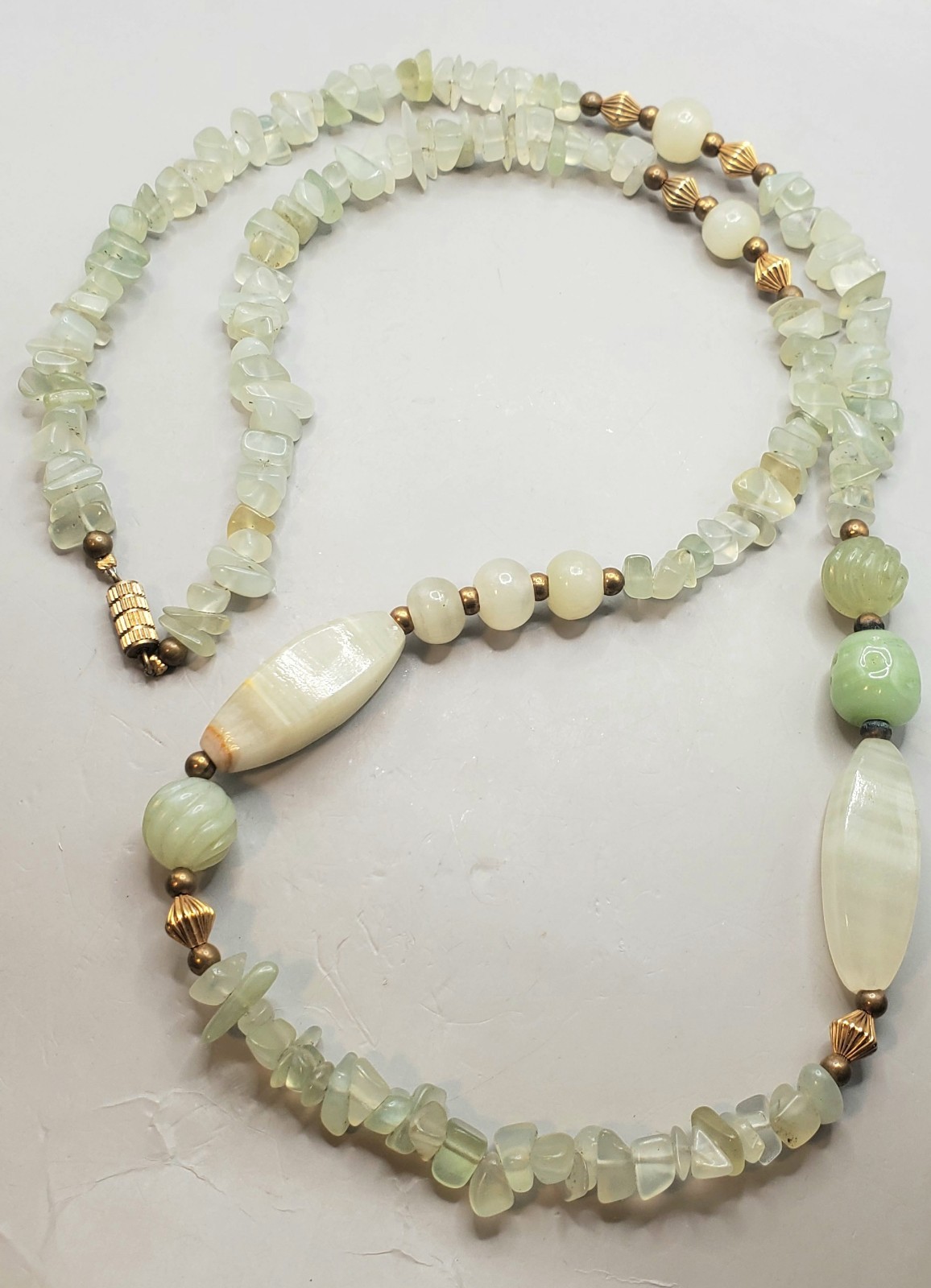 Vintage Estate Jadeite & Quartz TESTED Gemstone 28″ Necklace With Barrel Clasp