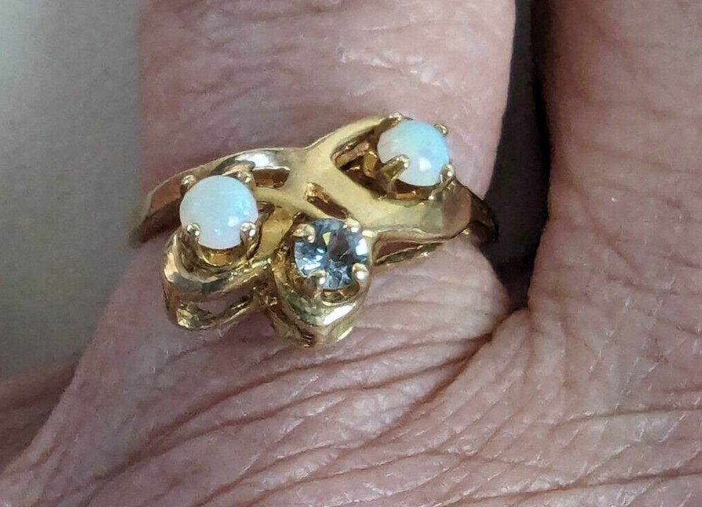 14k Yellow Gold Natural Australian Opals and Aquamarine Ring Size 5.5