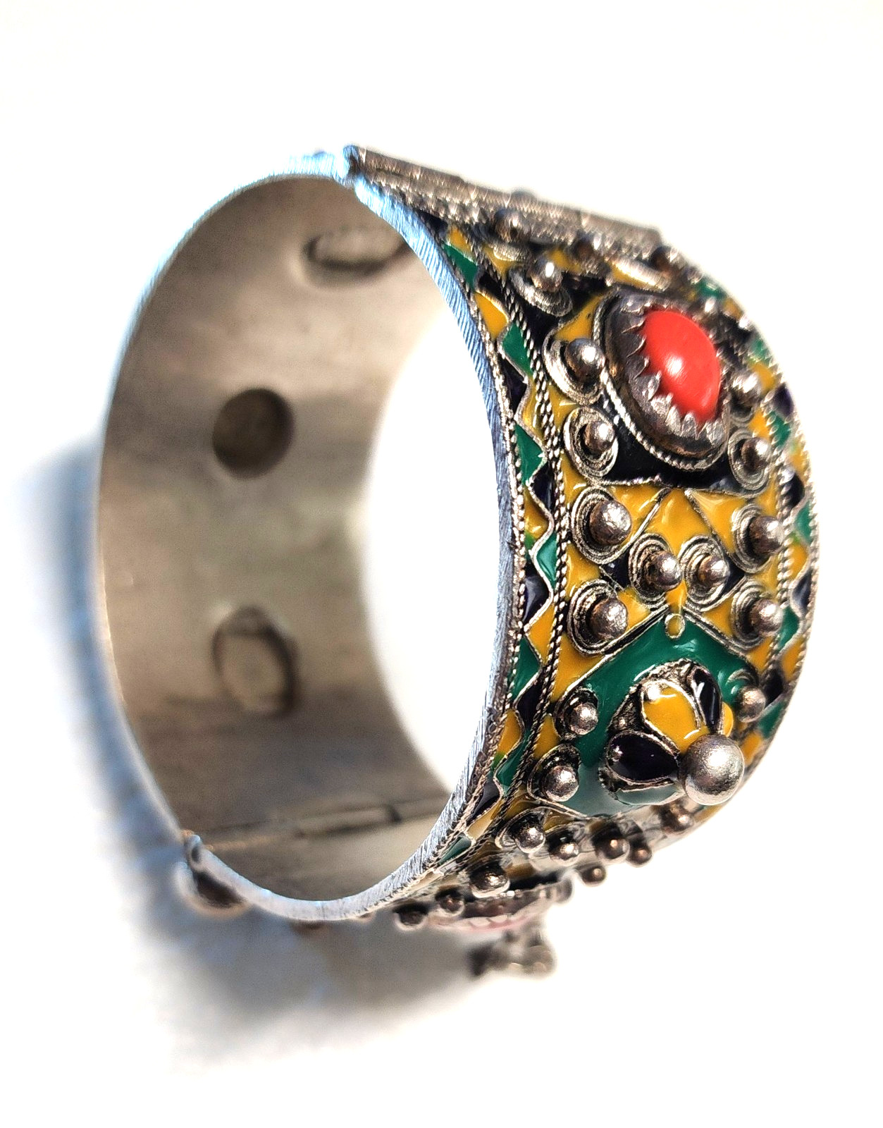 VINTAGE ENAMEL BERBER CUFF TRIBAL BANGLE BRACELET 2 5/8″ WIDTH X 1 3/8 DEEP