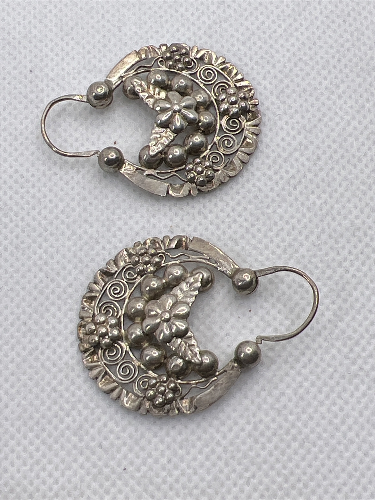 VINTAGE HANDMADE 925 Sterling Silver Filigree HOOP Earrings(39mm x 30.9mm) 6.7gr