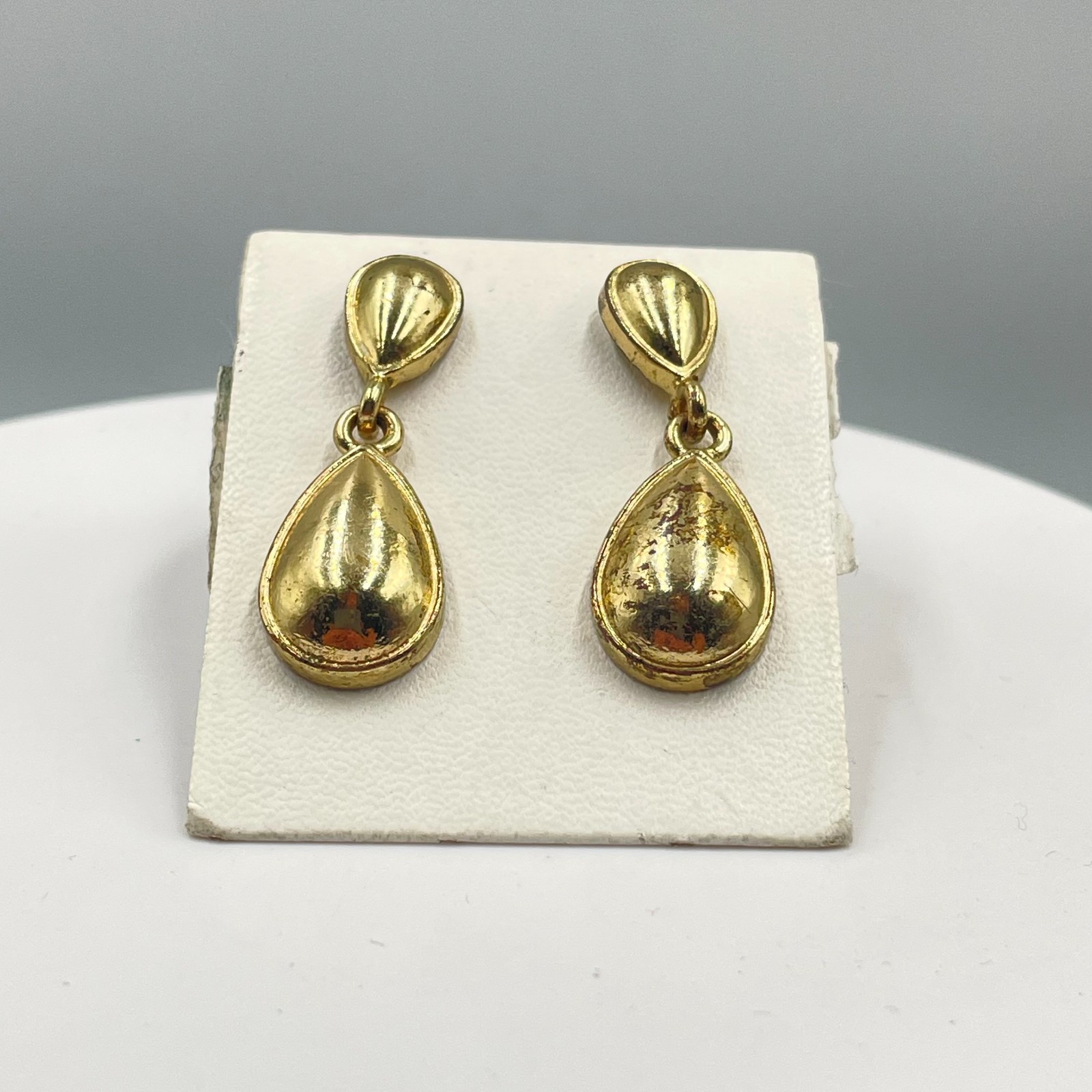 Vintage Gold-Tone Classic Polished Double-Tier Teardrop Dangle Drop Earrings