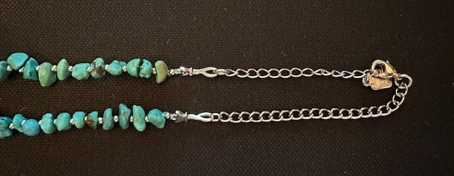 Signed RLL Vintage, Authentic, Turquois 21-1/2 Inch Necklace 8 Lg. 45 Sm. Beads