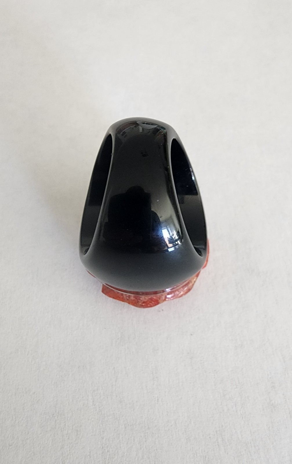 Vintage Carved Red Sponge Coral Rose Ring With Solid Black Onyx Band – Size 9