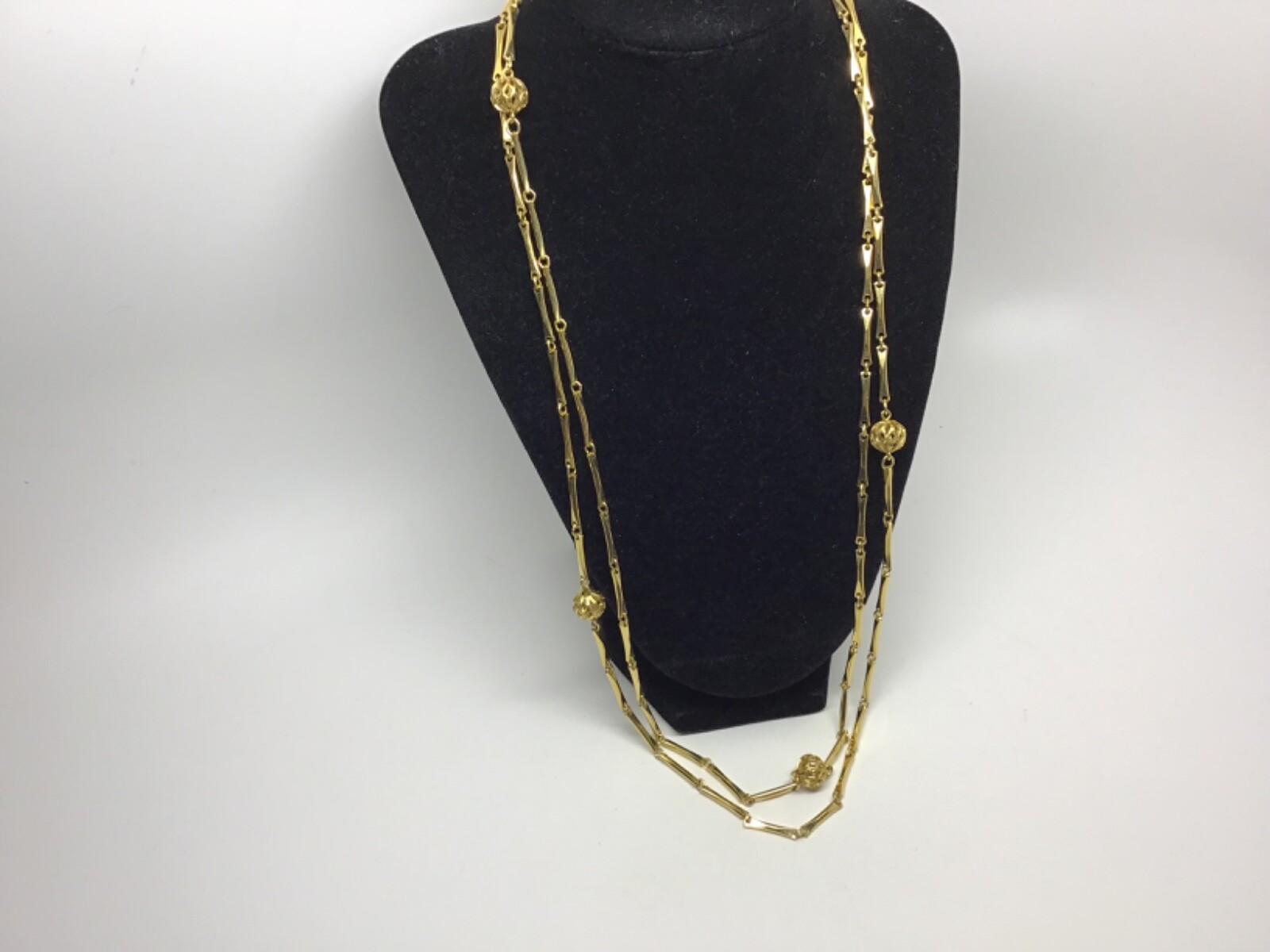 VTG Signed MONET Gold Tone Bar Link Filigree Bead Station Necklace – 52″ – MINT!