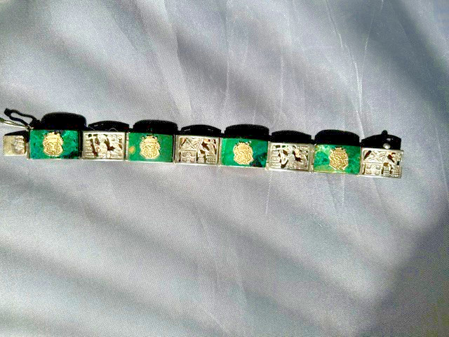 Vintage Bracelet; Sterling Silver, Mexican Jade, Gold, 7.0″, post 1940, Mexico