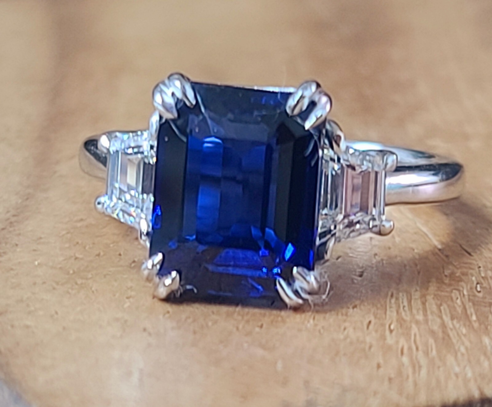 Vintage 14k White Gold Engagement Ring 5.52CT. Blue Sapphire Emerald Shape