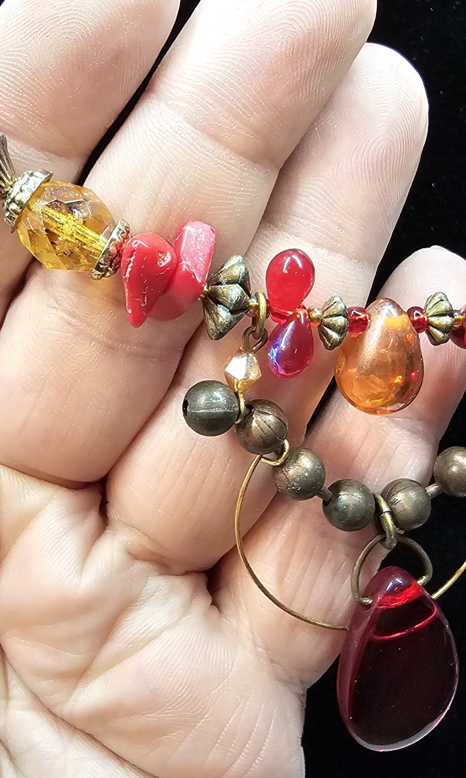 Vintage Treska Memory Wire Necklace Genuine Coral Red Amber Glass Beads Brass…