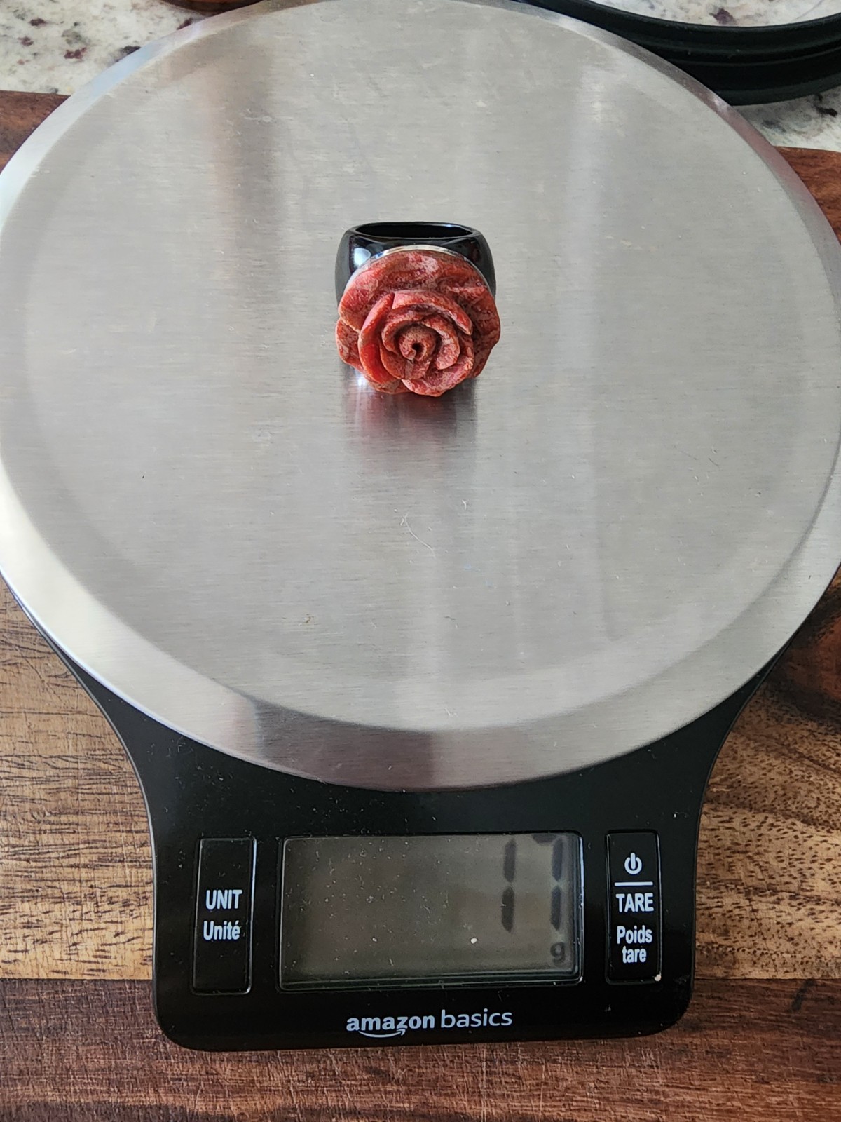 Vintage Carved Red Sponge Coral Rose Ring With Solid Black Onyx Band – Size 9