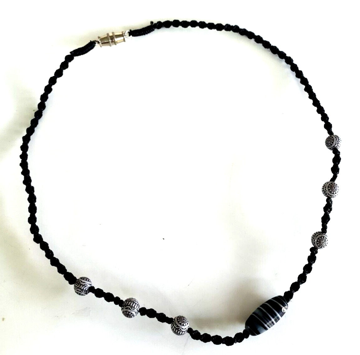 Vintage Banded Agate Glass Hemp Macrame Choker Necklace 14.5″ Black Cord
