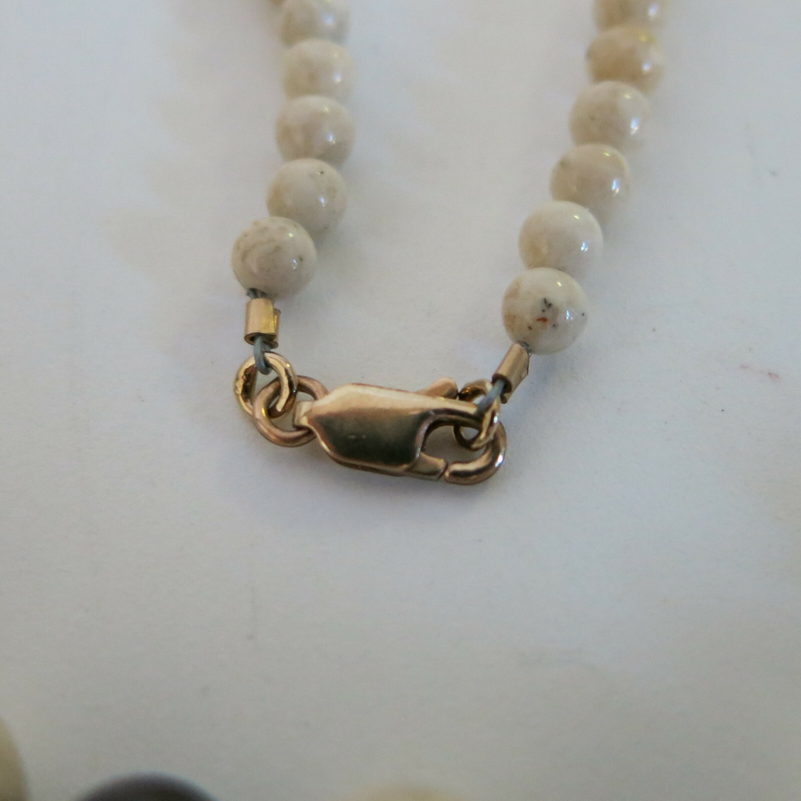 White & Brown Graduated Stone Beaded Heishi Necklace 17 inches [5917]