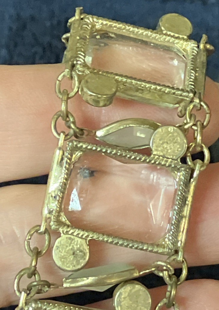 Vntge “Rock Crystal” Lucite/Acrylic Bracelet Rectangle Clear Faceted Panels 7.5”