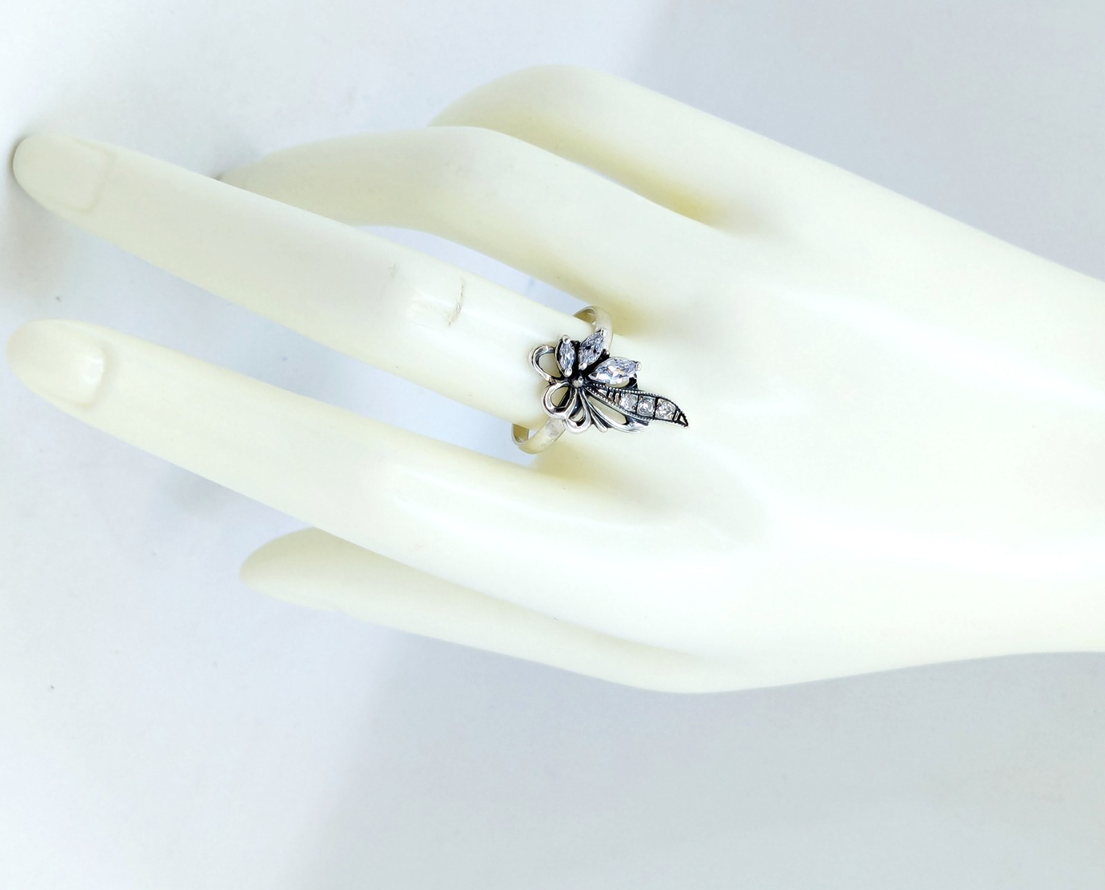 Vintage Luxury RING Silver 925 with Bright Stones-size: 9.5US(19.5mm) Ukraine#79