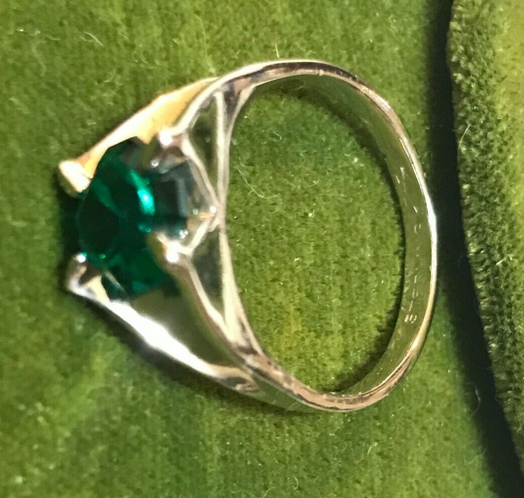 Vintage Stamped Sterling Silver & Sim. Emerald Ring Sz 7 Vargas May Birthstone