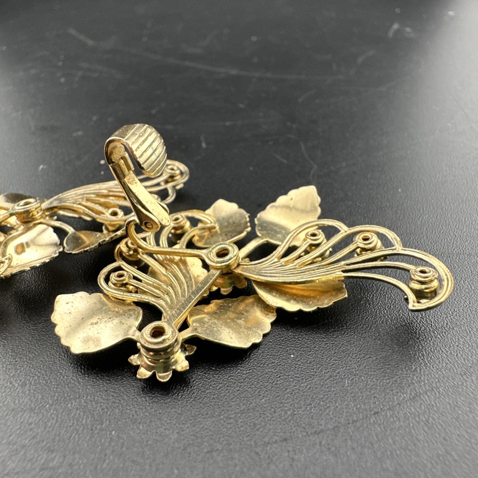 Very Pretty Vintage 1950s Rhinestone Flower Earrings And Brooch Set