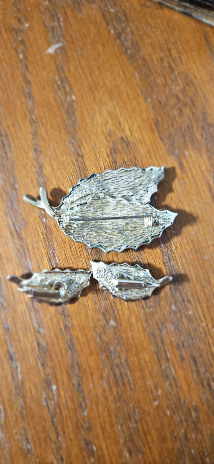 Sarah Coventry Signed Silver Tone Leaf Brooch Pin 3-Piece Set, No Stone
