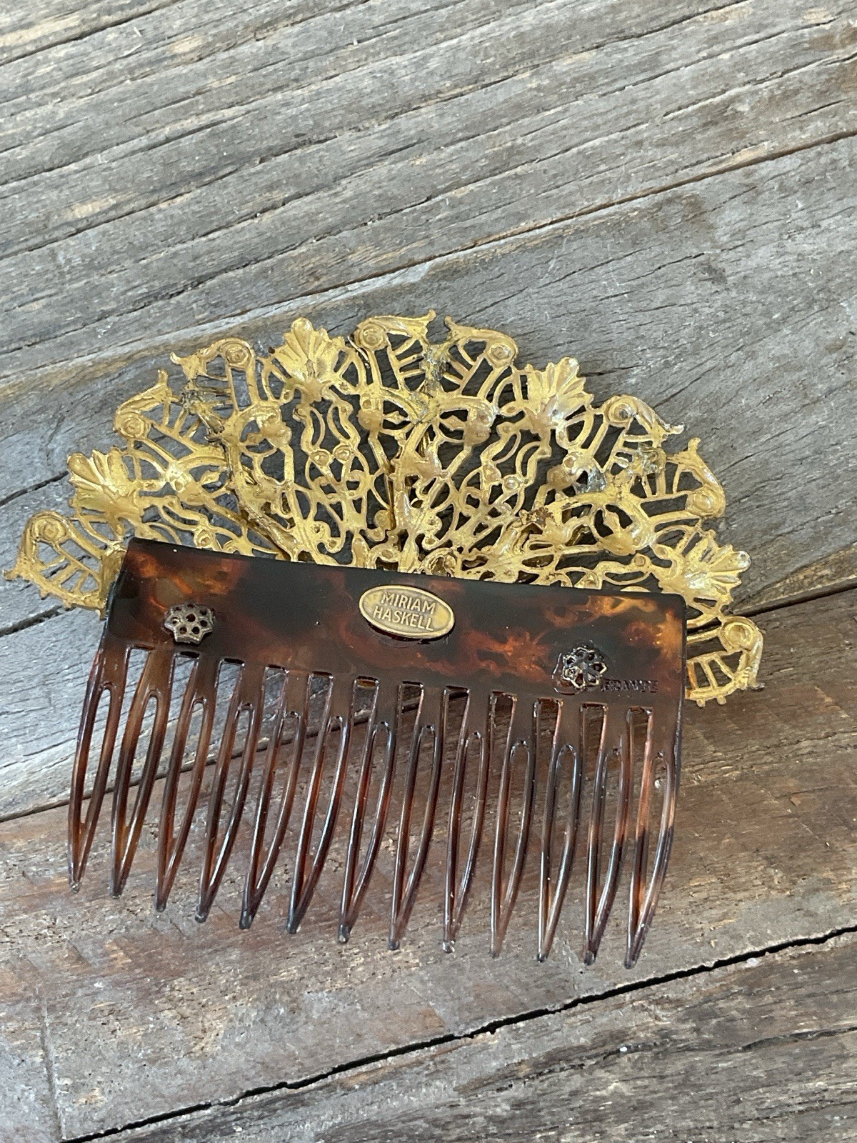 MIRIAM HASKELL Early Golden Metal Filagree Decorated Hair Comb