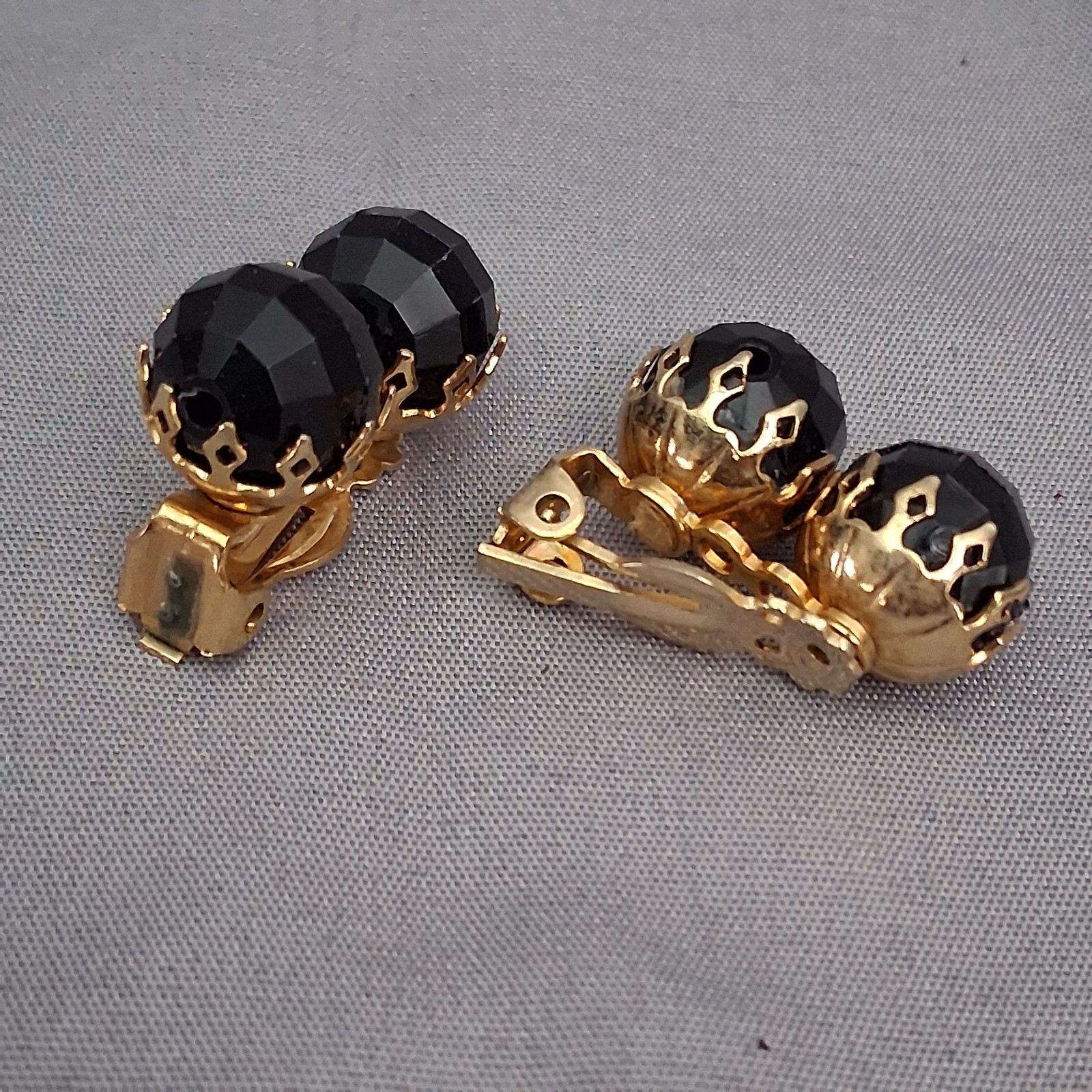 Vintage Lot Of 10 Earrings Clip on Screw Back Faux 60’s 70’s 80’s 90’s