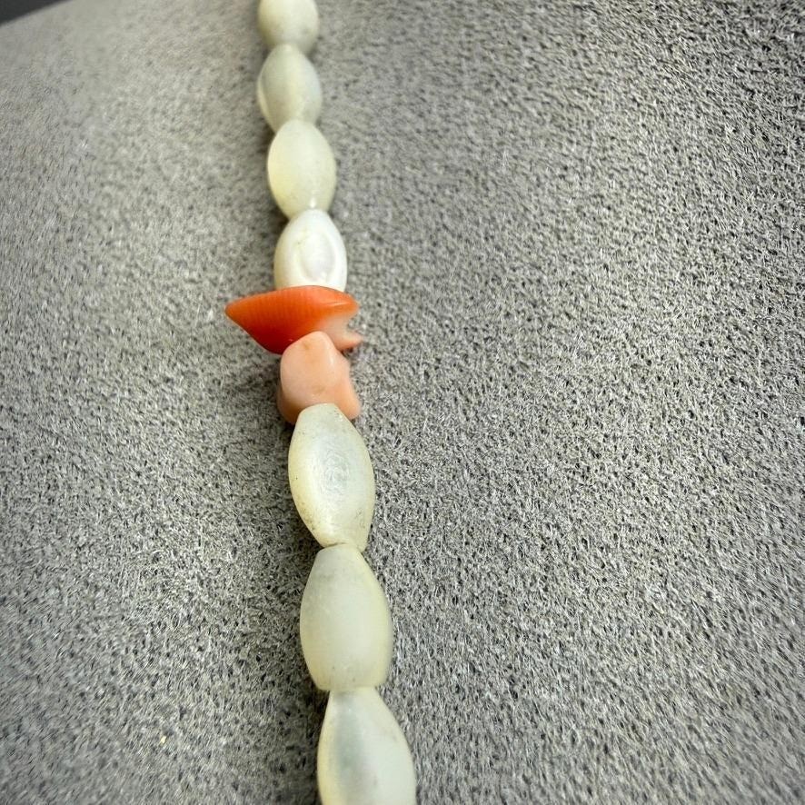 Vintage Mother of Pearl and Coral Bead Necklace 23″ Statement Summer Dainty
