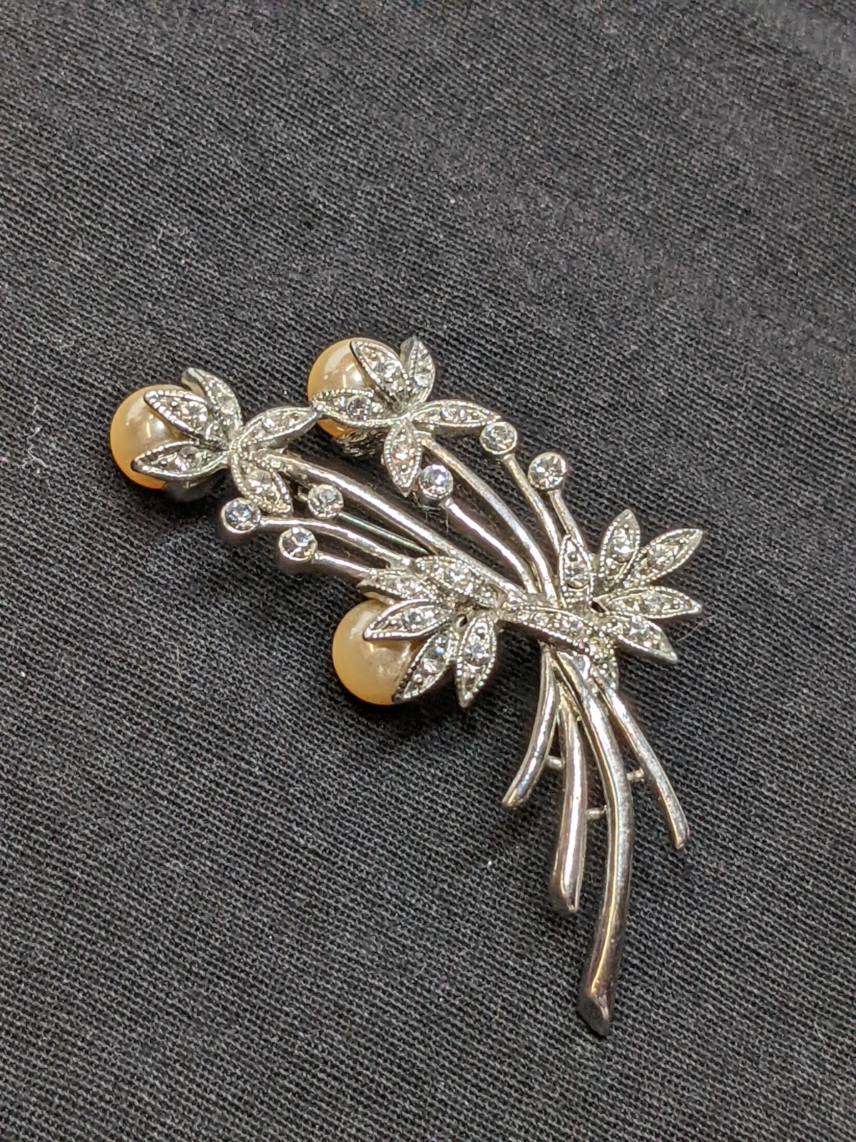 Vintage Rhinestone Floral Spray Brooch Silver Tone Faux Pearl Flower Bouquet Pin