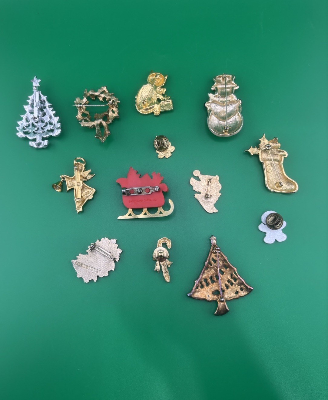Lot of Holiday Christmas Brooches & Pins Vintage Collection – 13 Total